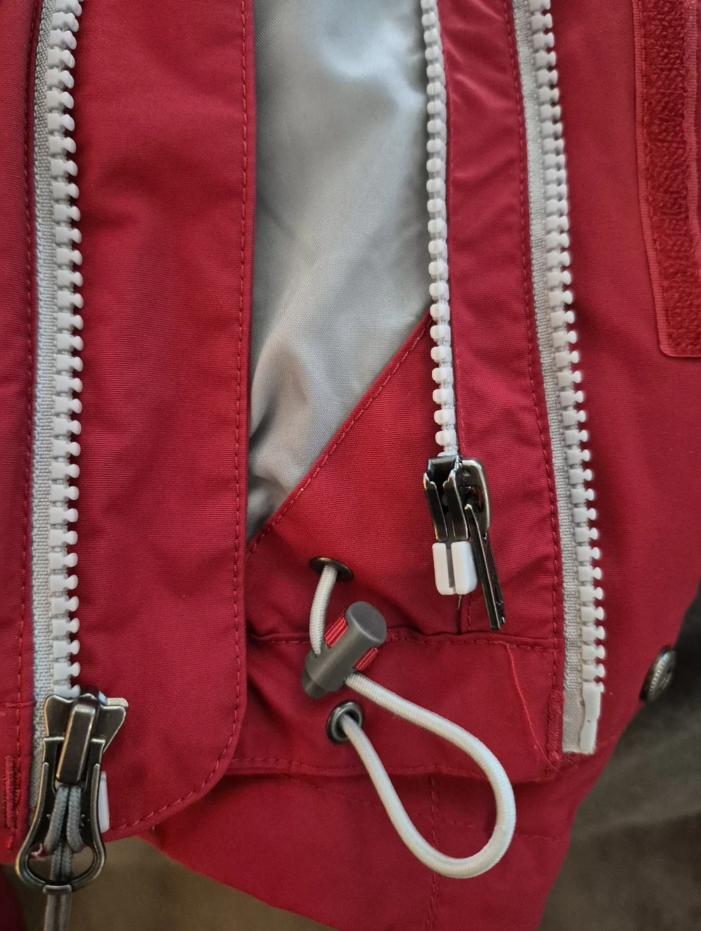 The North Face Men's Full-Zip Hyvent Hooded Jacket Red - M